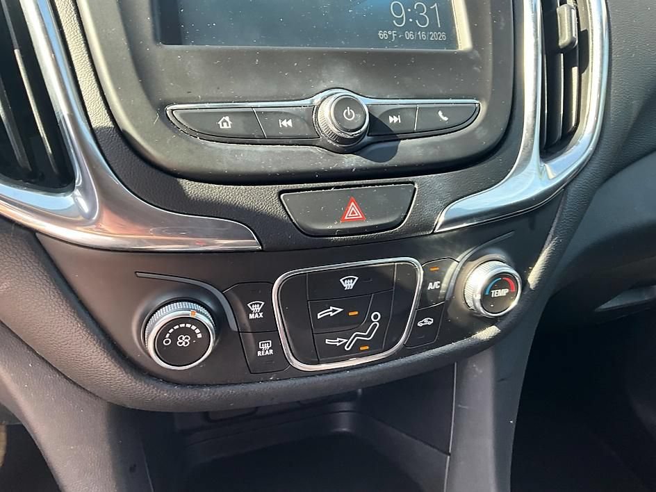 Used 2018 Chevrolet Equinox LT AWD/4WD image 22