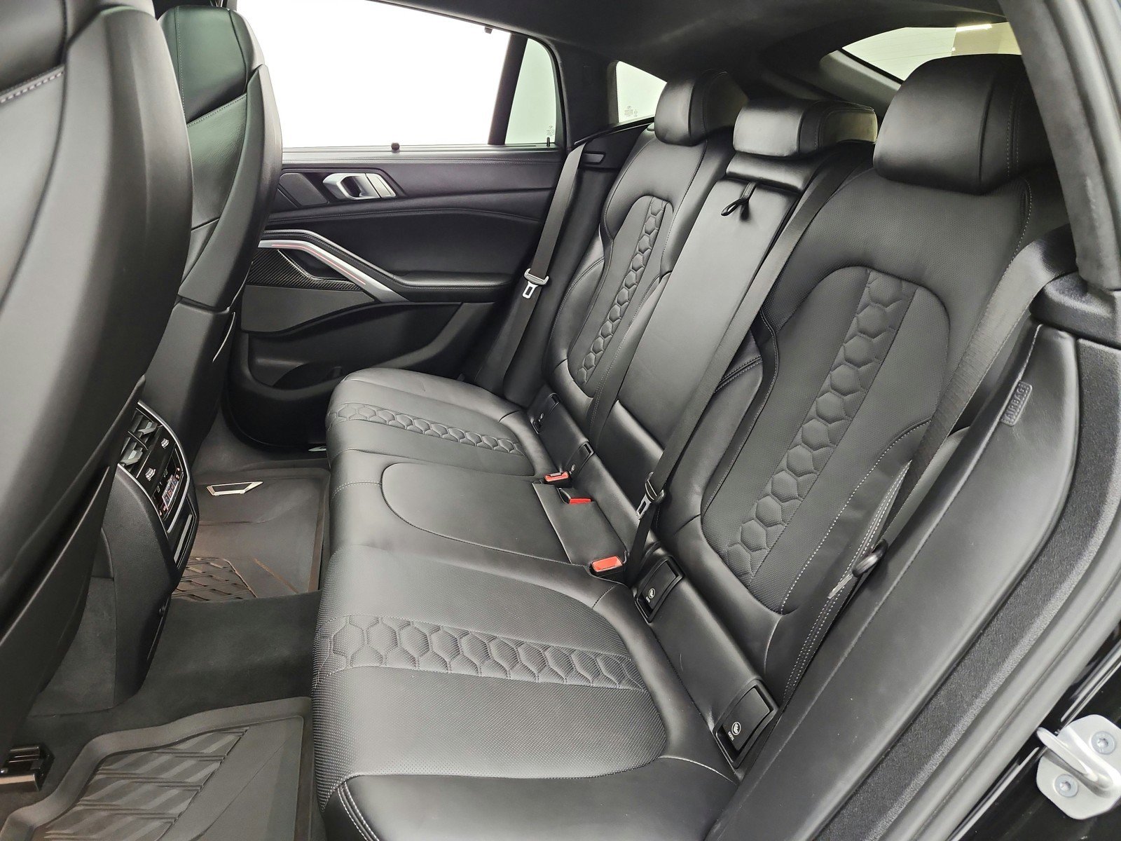 Used 2023 BMW X6 M w/ Executive Package AWD/4WD image 13