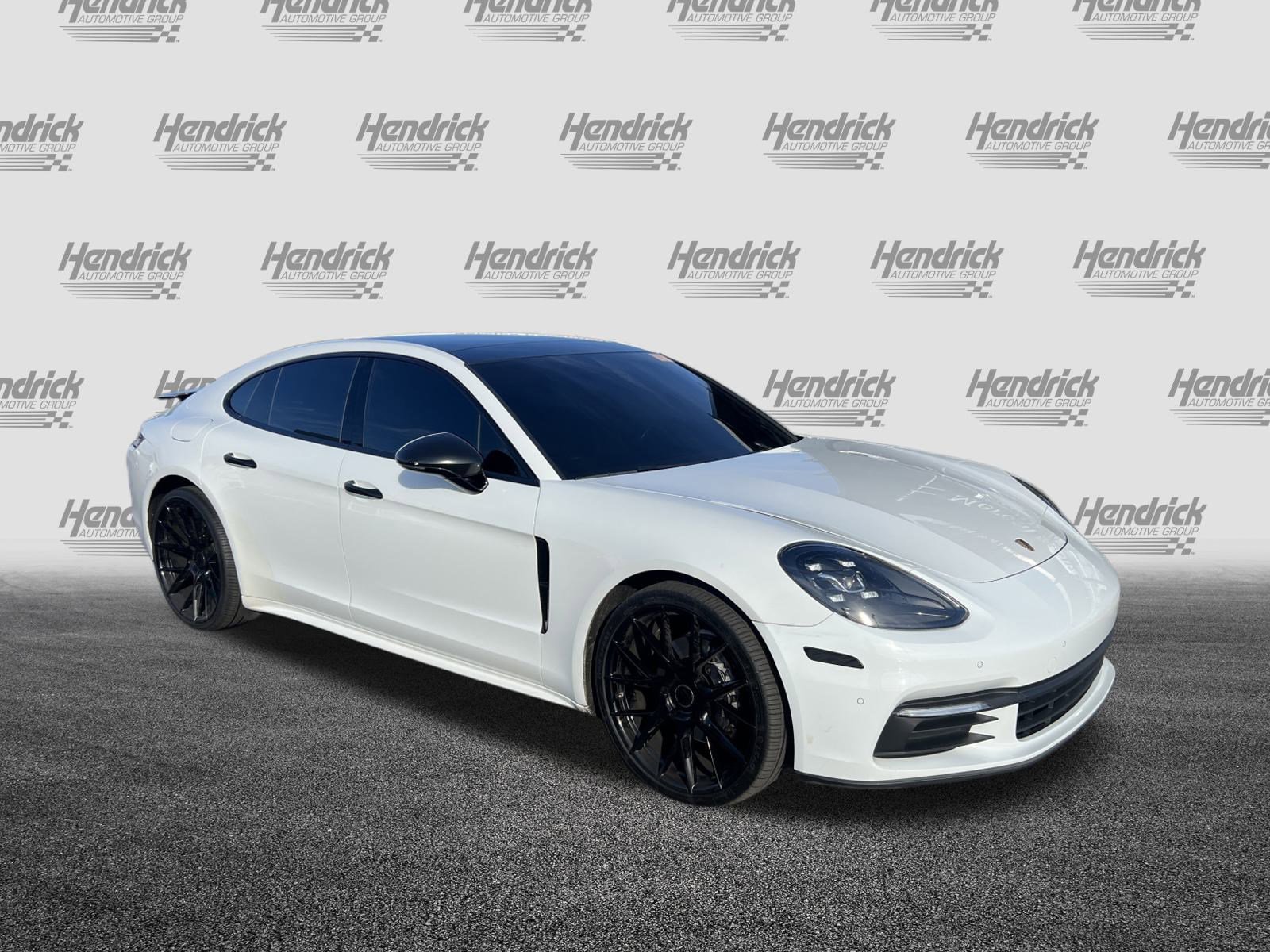 Used 2017 Porsche Panamera 4 image 2