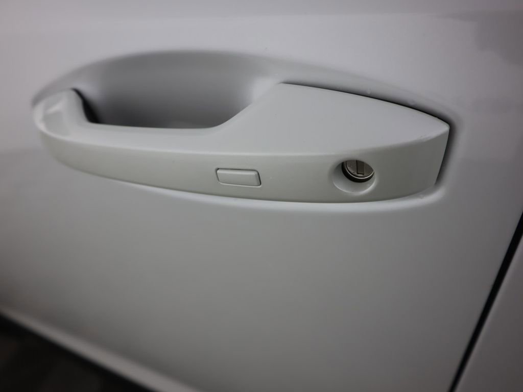 New 2026 Nissan Murano SL image 9