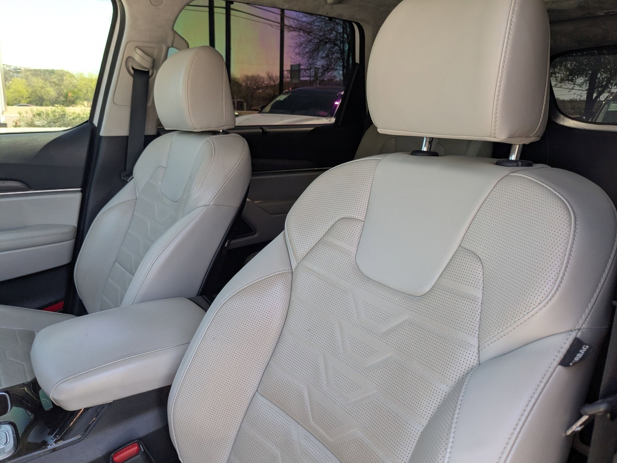 Used 2021 Kia Telluride SX w/ SX Prestige Package image 11