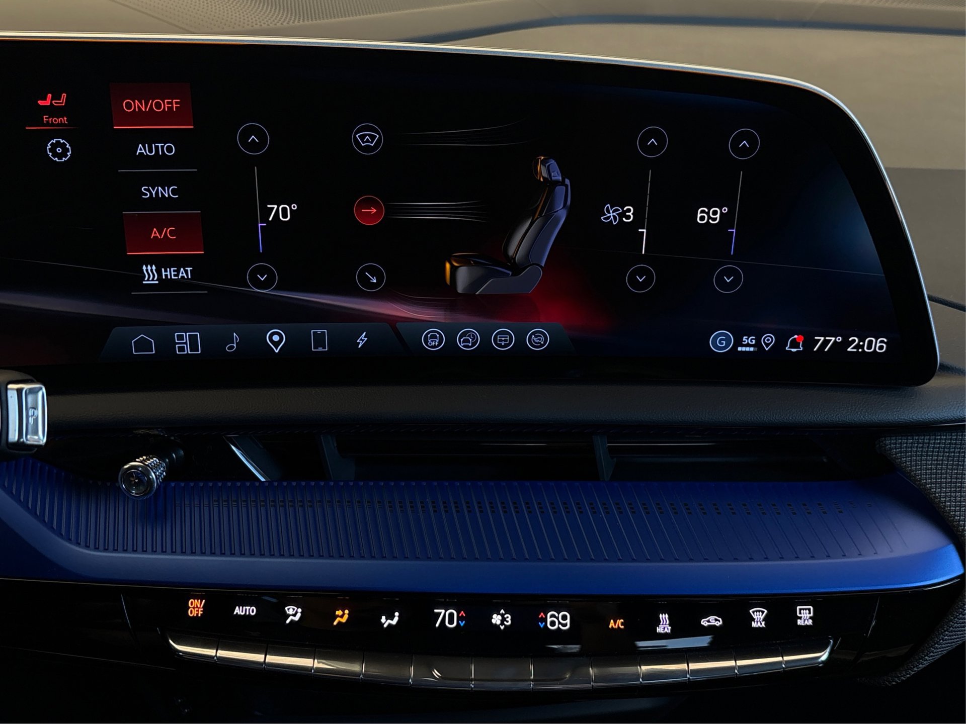 New 2026 Cadillac Optiq V AWD/4WD image 25