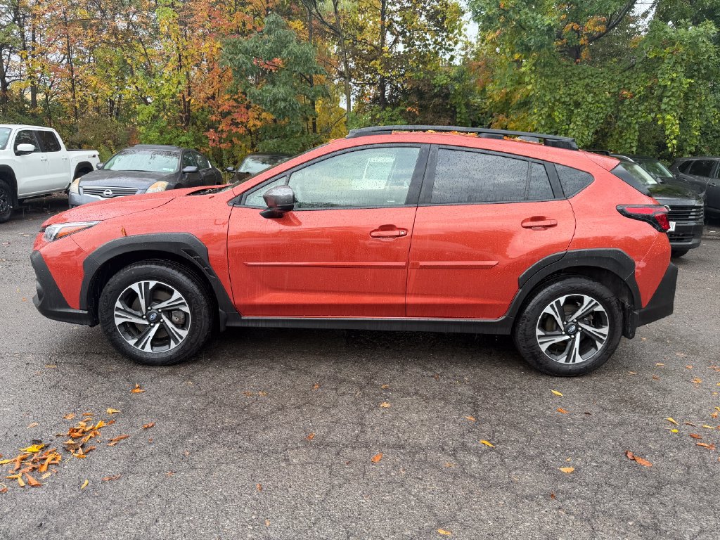 Used 2025 Subaru Crosstrek 2.5i Premium AWD/4WD image 8