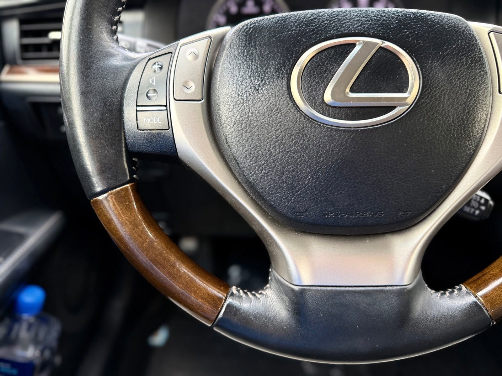 Used 2014 Lexus ES 350 w/ Luxury Package FWD image 25