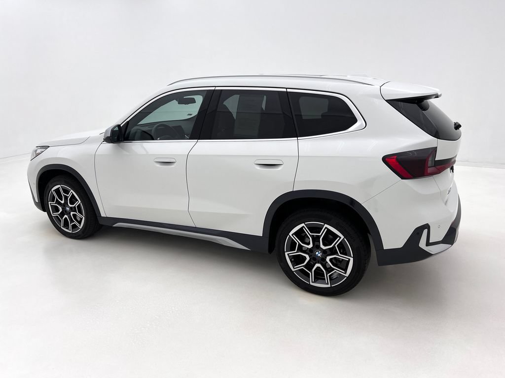 Used 2023 BMW X1 xDrive28i w/ Convenience Package AWD/4WD image 10