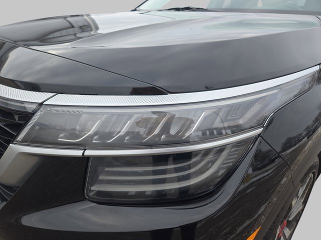 Used 2022 Kia Seltos SX image 31