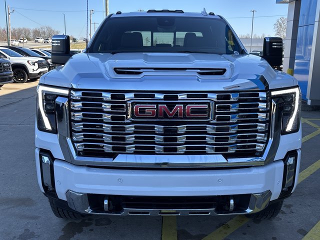 New 2026 GMC Sierra 2500 Denali w/ Denali Reserve Package AWD/4WD image 9