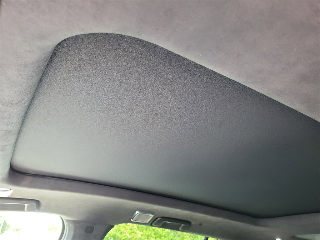 New 2026 Cadillac Vistiq Platinum image 12