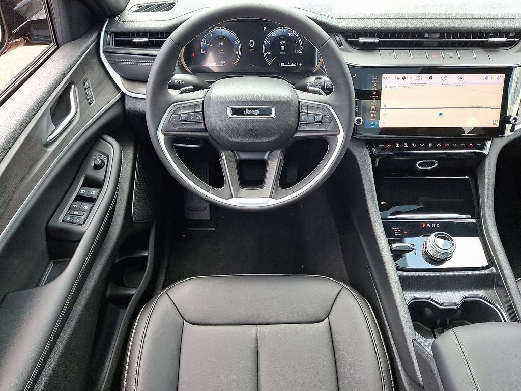New 2026 Jeep Grand Cherokee L Limited AWD/4WD image 8