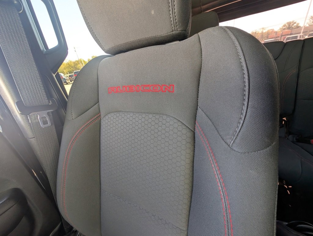 Used 2021 Jeep Wrangler Unlimited Rubicon w/ Xtreme Recon 35" Tire Package image 13