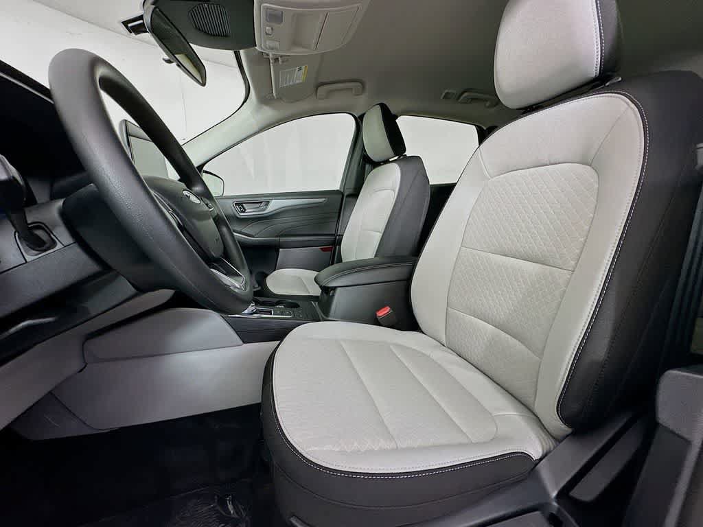 New 2026 Ford Escape Active FWD image 12