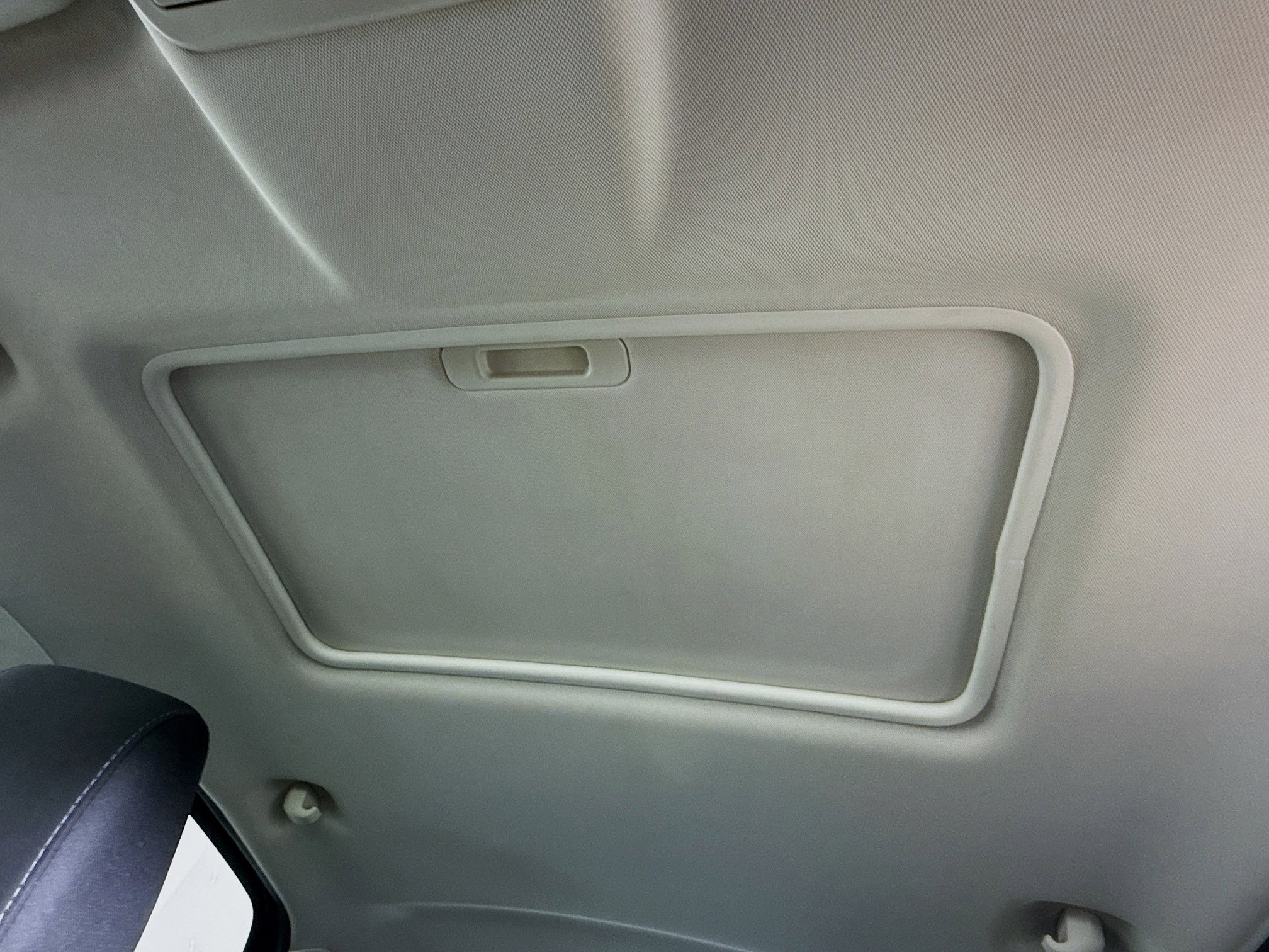 Used 2021 Ford EcoSport SE w/ SE Convenience Package image 27