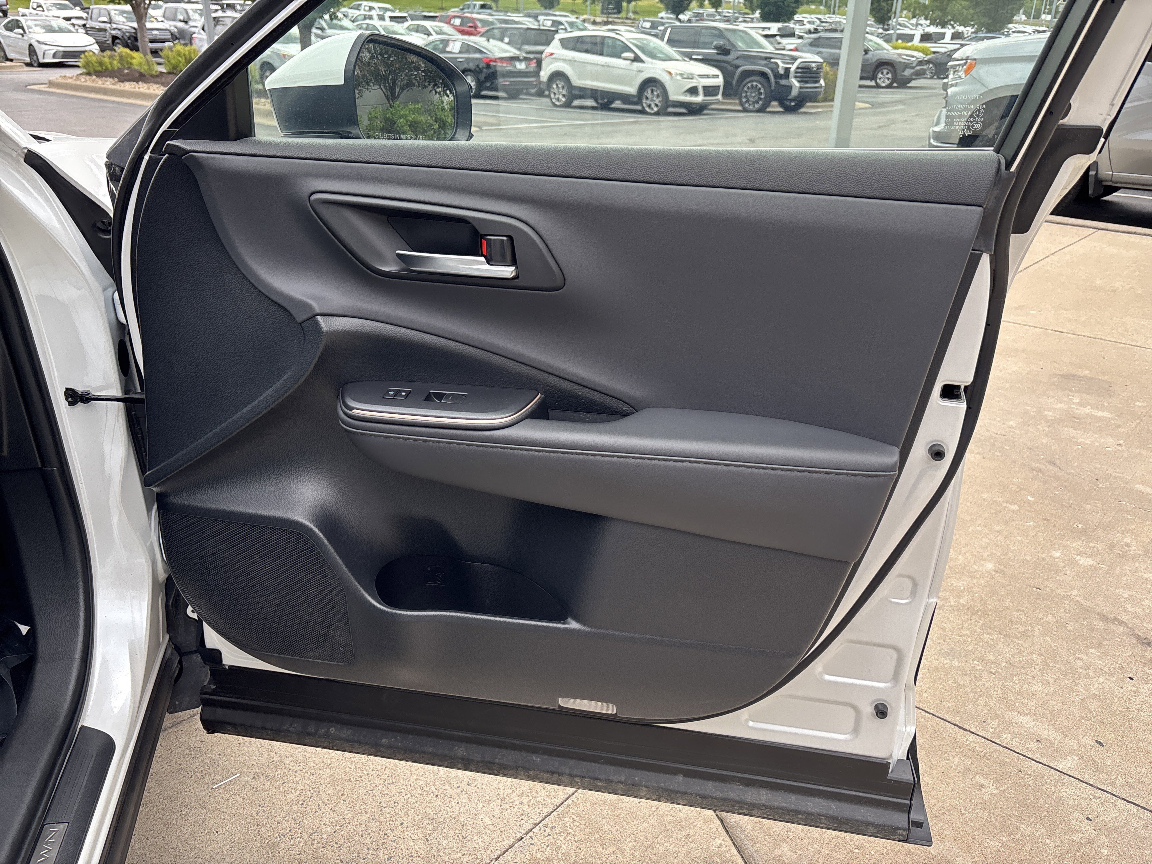 Used 2023 Toyota Crown AWD/4WD image 29