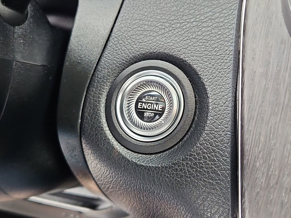 Used 2021 Mercedes-Benz GLC 300 4MATIC image 18