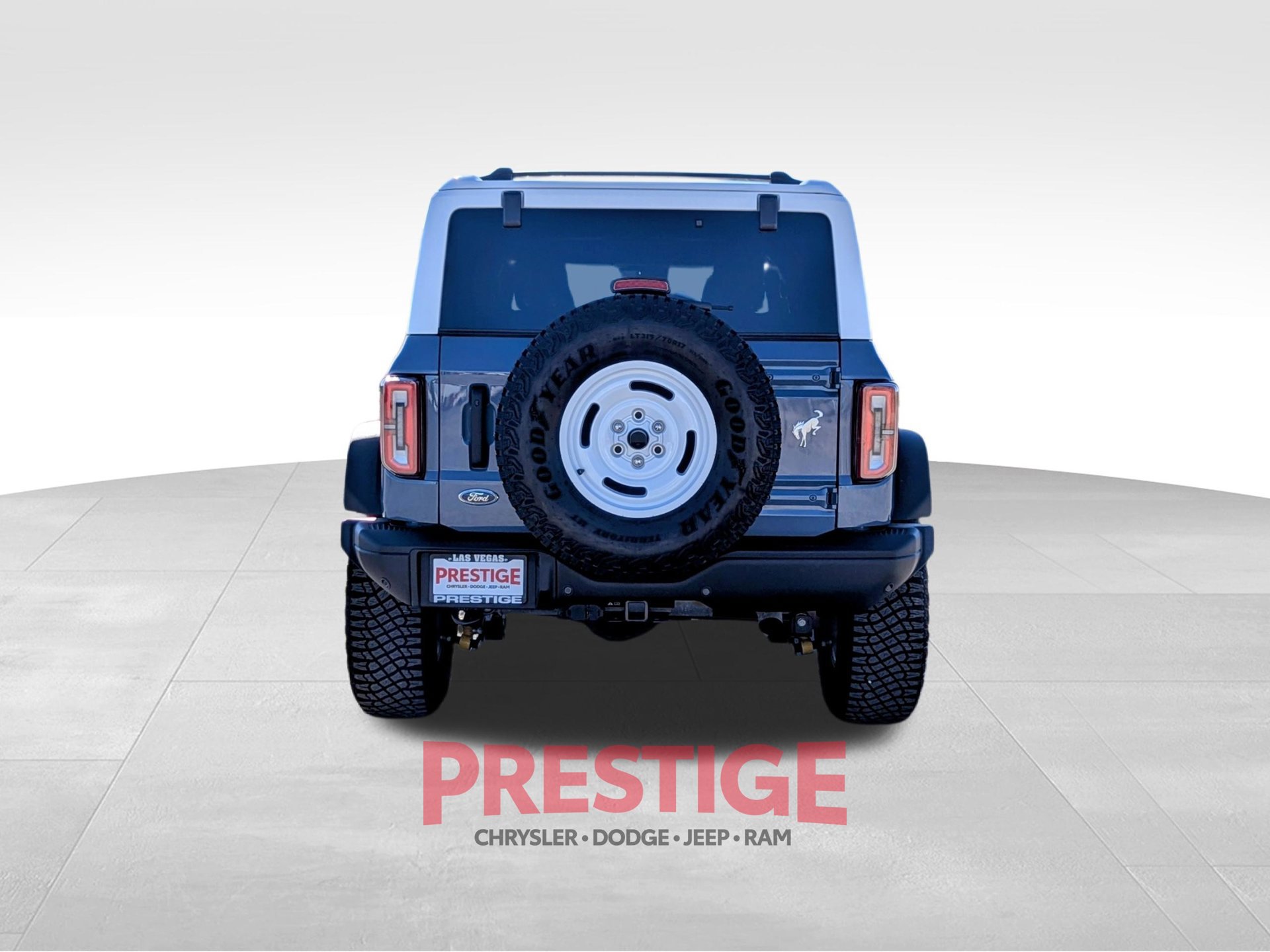 Used 2023 Ford Bronco Heritage Edition AWD/4WD image 7