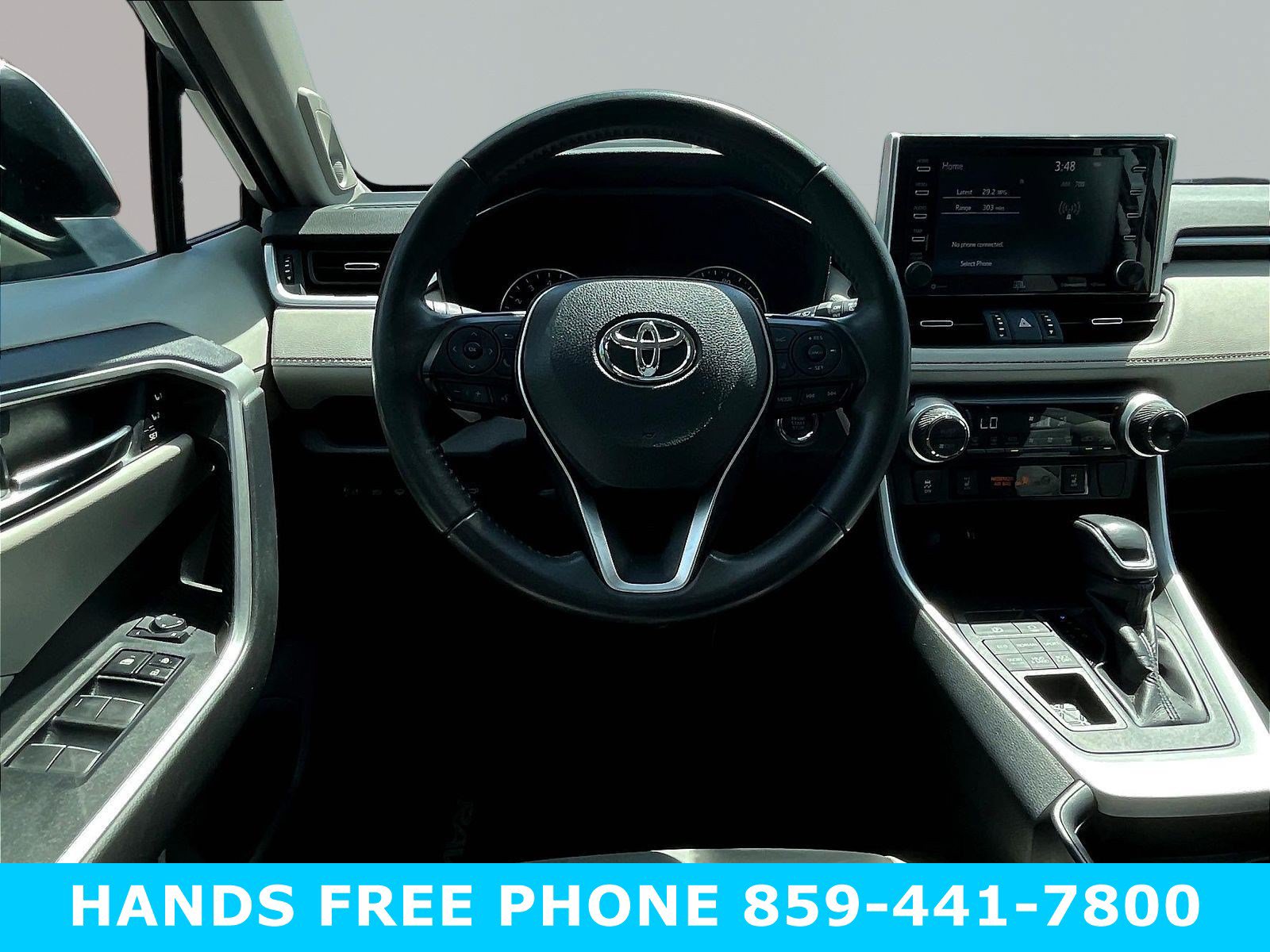 Used 2019 Toyota RAV4 XLE Premium w/ Cold Weather Package AWD/4WD image 8