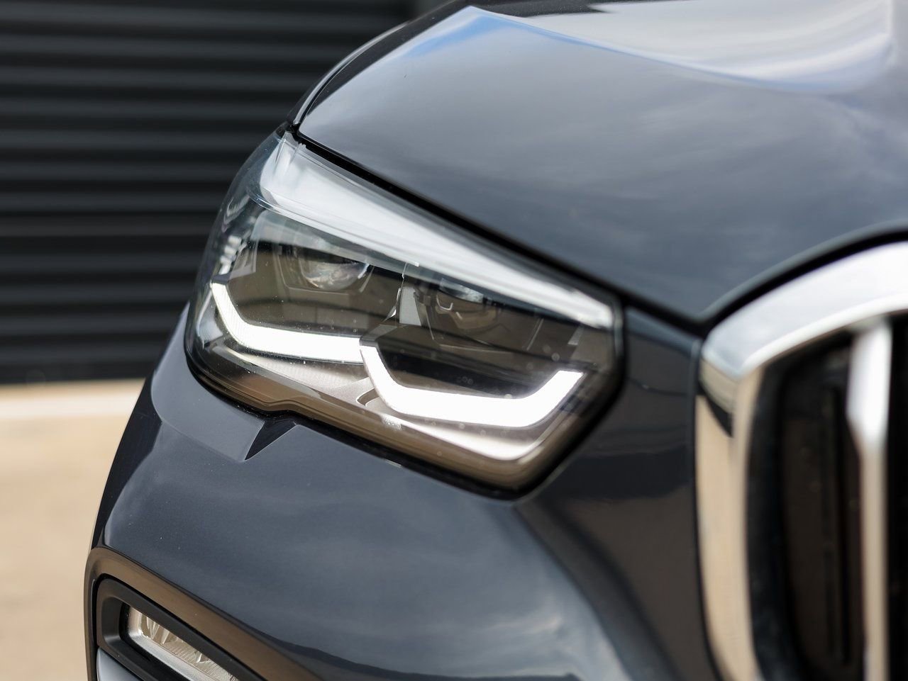 Used 2021 BMW X5 xDrive45e w/ Premium Package 2 image 13