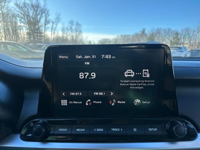 Used 2023 Kia Forte LXS image 29