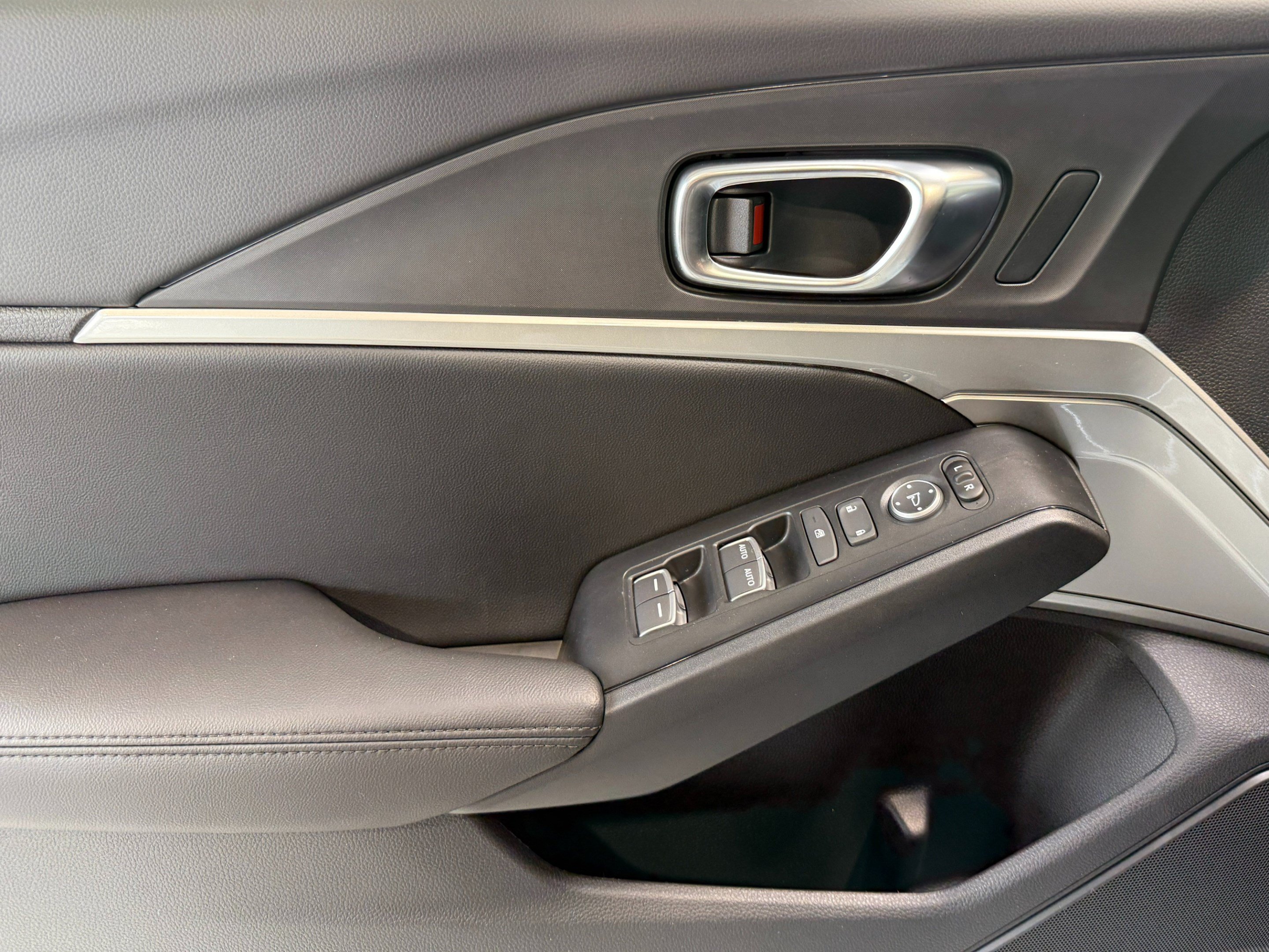 New 2026 Acura Integra FWD image 12