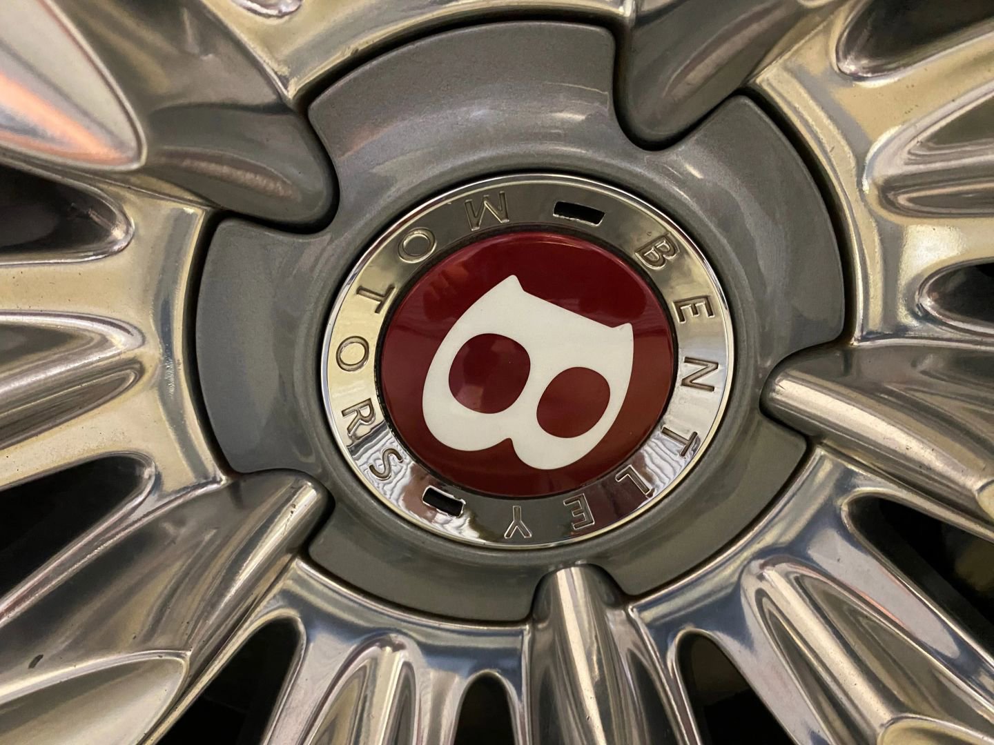 Used 2015 Bentley Flying Spur V8 AWD/4WD image 19