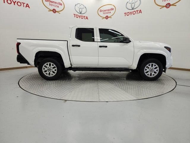 Used 2025 Toyota Tacoma SR RWD image 3