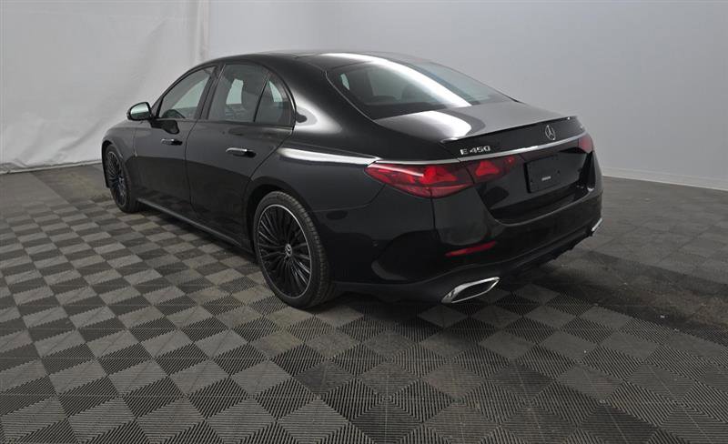 Used 2024 Mercedes-Benz E 450 4MATIC Sedan w/ Airmatic Package image 6