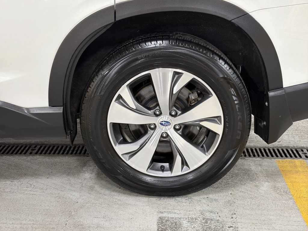 Certified 2023 Subaru Ascent Premium w/ Convenience Package AWD/4WD image 11