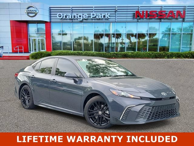 Used 2025 Toyota Camry SE