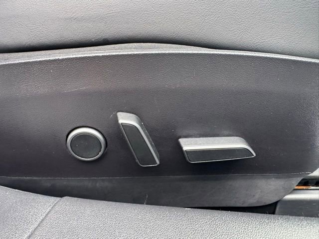 Used 2021 Tesla Model 3 Standard Range Plus image 18