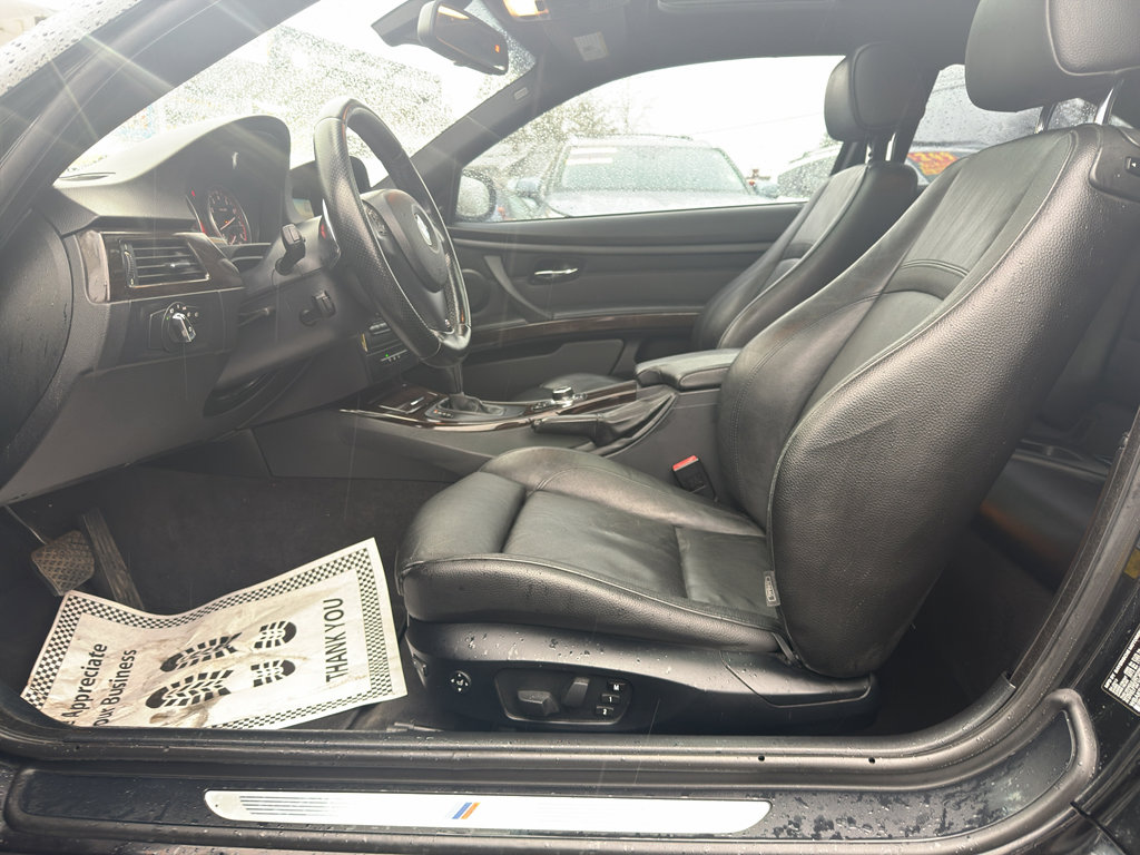 Used 2013 BMW 335i xDrive Coupe w/ M Sport Pkg image 12