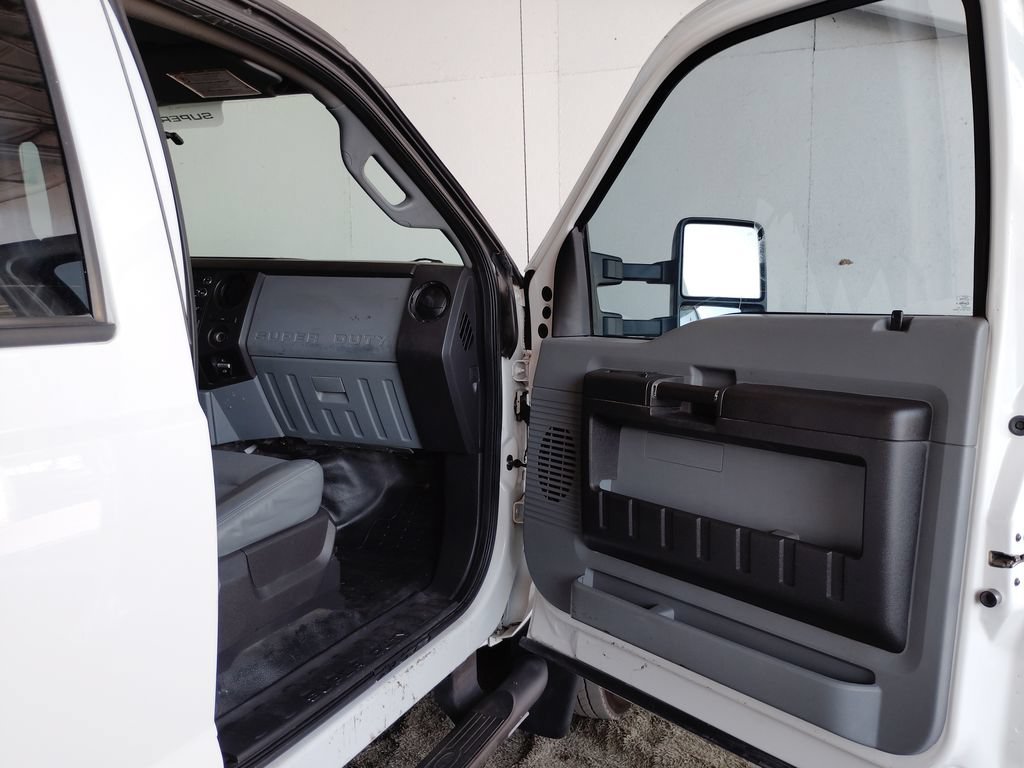 Used 2016 Ford F450 XL w/ Power Equipment Group RWD image 7