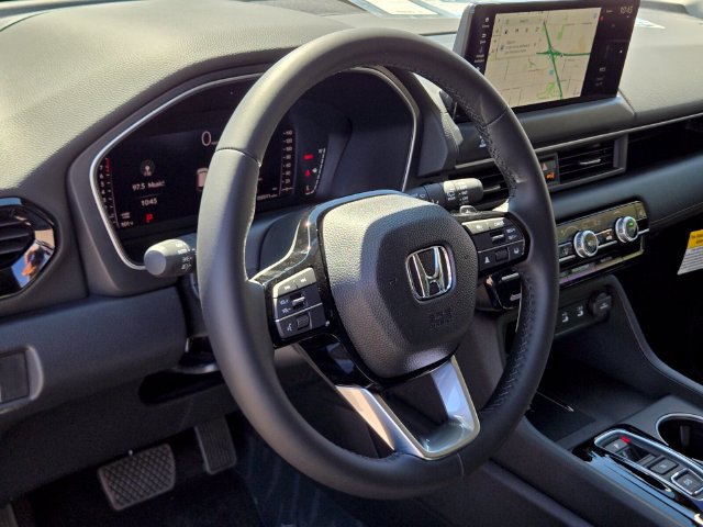 New 2026 Honda Pilot Touring image 12