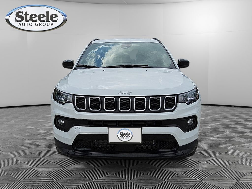 New 2026 Jeep Compass Latitude image 8