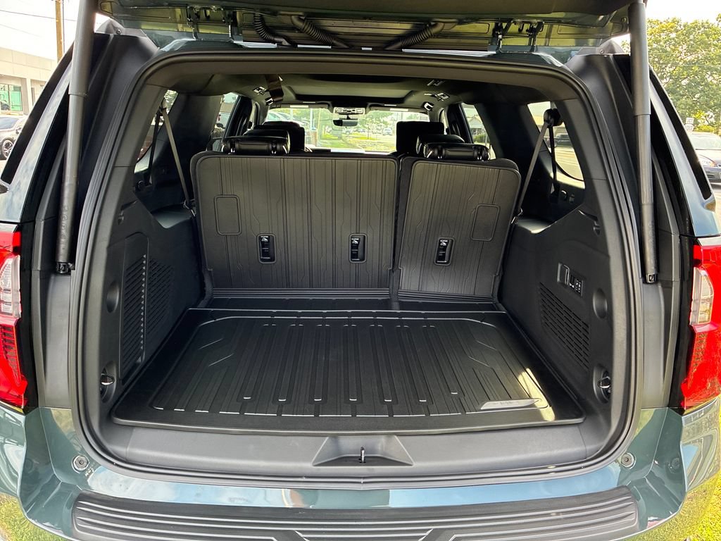 New 2026 GMC Yukon XL AT4 Ultimate w/ LPO, Floor Liner Package AWD/4WD image 20