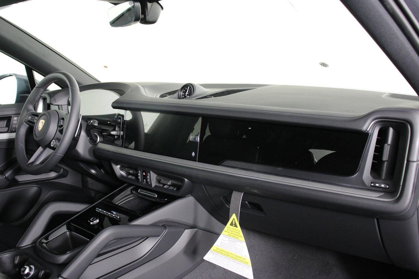 New 2026 Porsche Cayenne Coupe AWD/4WD image 15