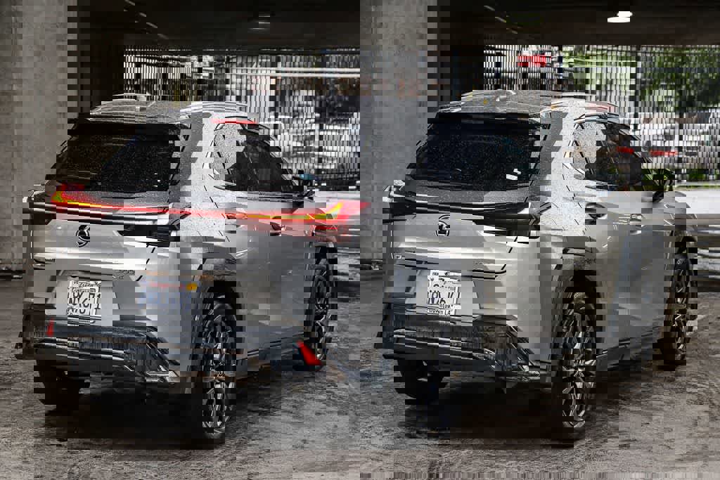 Used 2019 Lexus UX 200 F Sport w/ F Sport Premium Package image 4