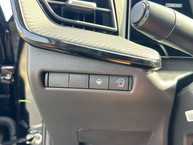 New 2027 Nissan Kicks SR FWD image 23