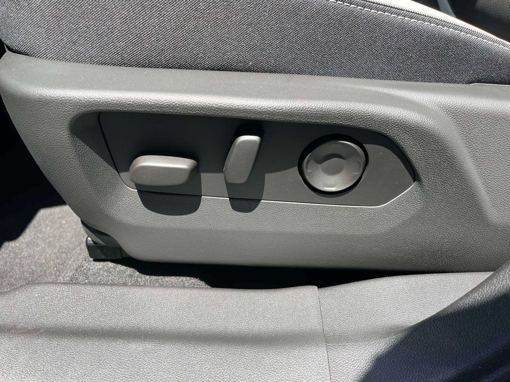 New 2026 Buick Envision Sport Touring AWD/4WD image 24