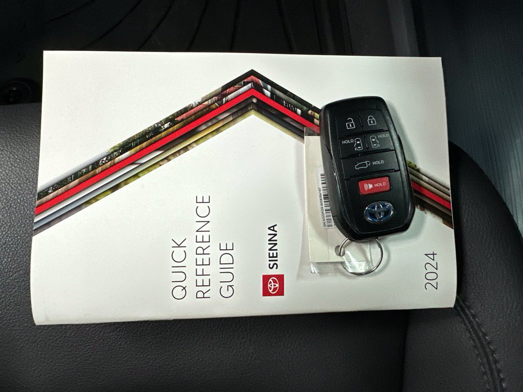 Used 2024 Toyota Sienna XSE w/ XSE Plus Package AWD/4WD image 41