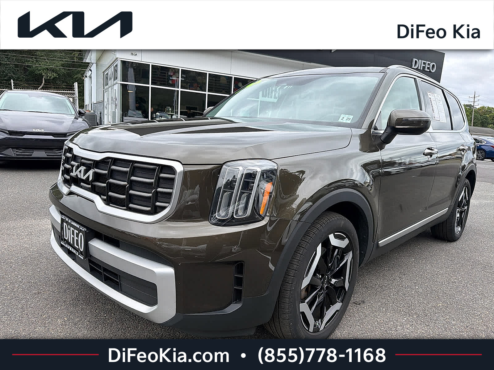 Certified 2024 Kia Telluride S w/ S Sunroof Package AWD/4WD image 1