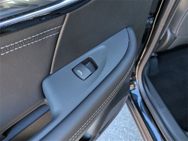 Used 2023 Buick Envision Essence image 26