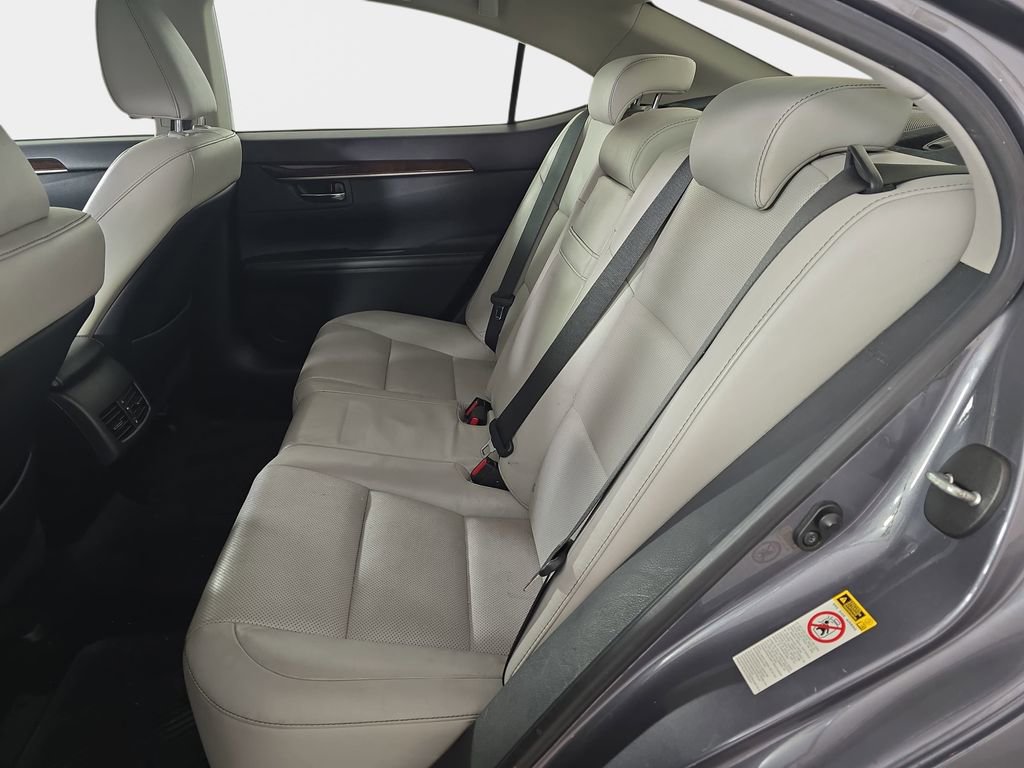 Used 2013 Lexus ES 350 w/ Luxury Pkg image 16