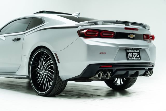 Used 2017 Chevrolet Camaro LT w/ RS Package image 21