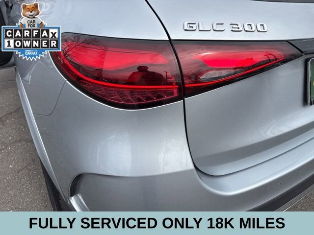 Used 2025 Mercedes-Benz GLC 300 4MATIC image 35