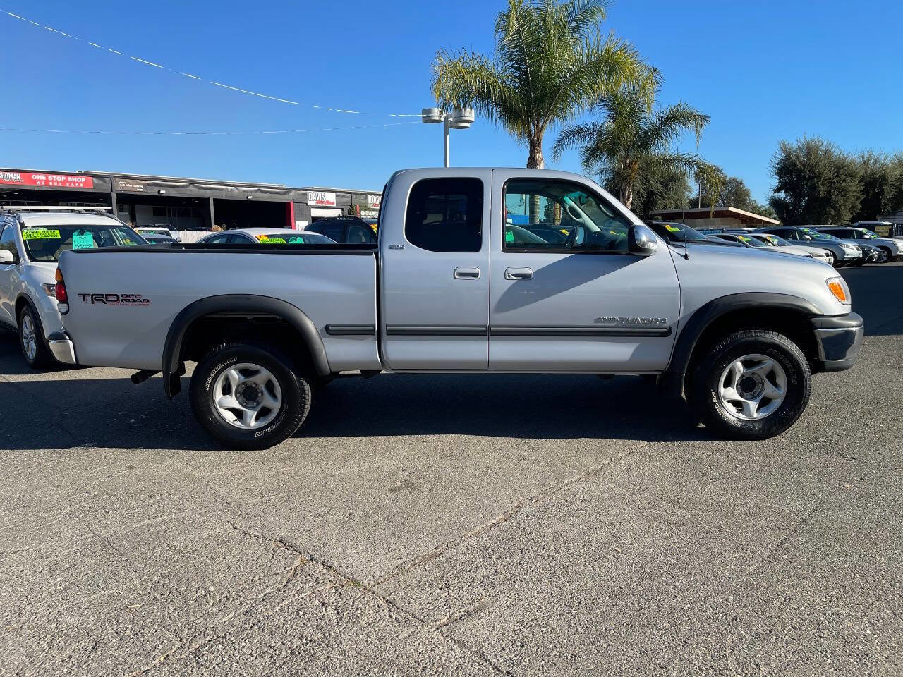 Used 2000 Toyota Tundra SR5 image 4