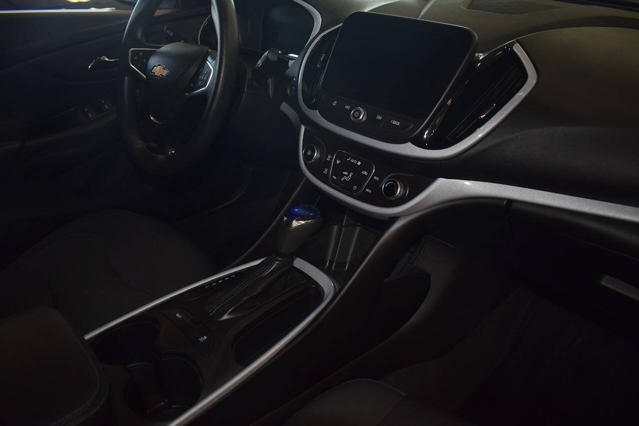 Used 2018 Chevrolet Volt LT FWD image 18