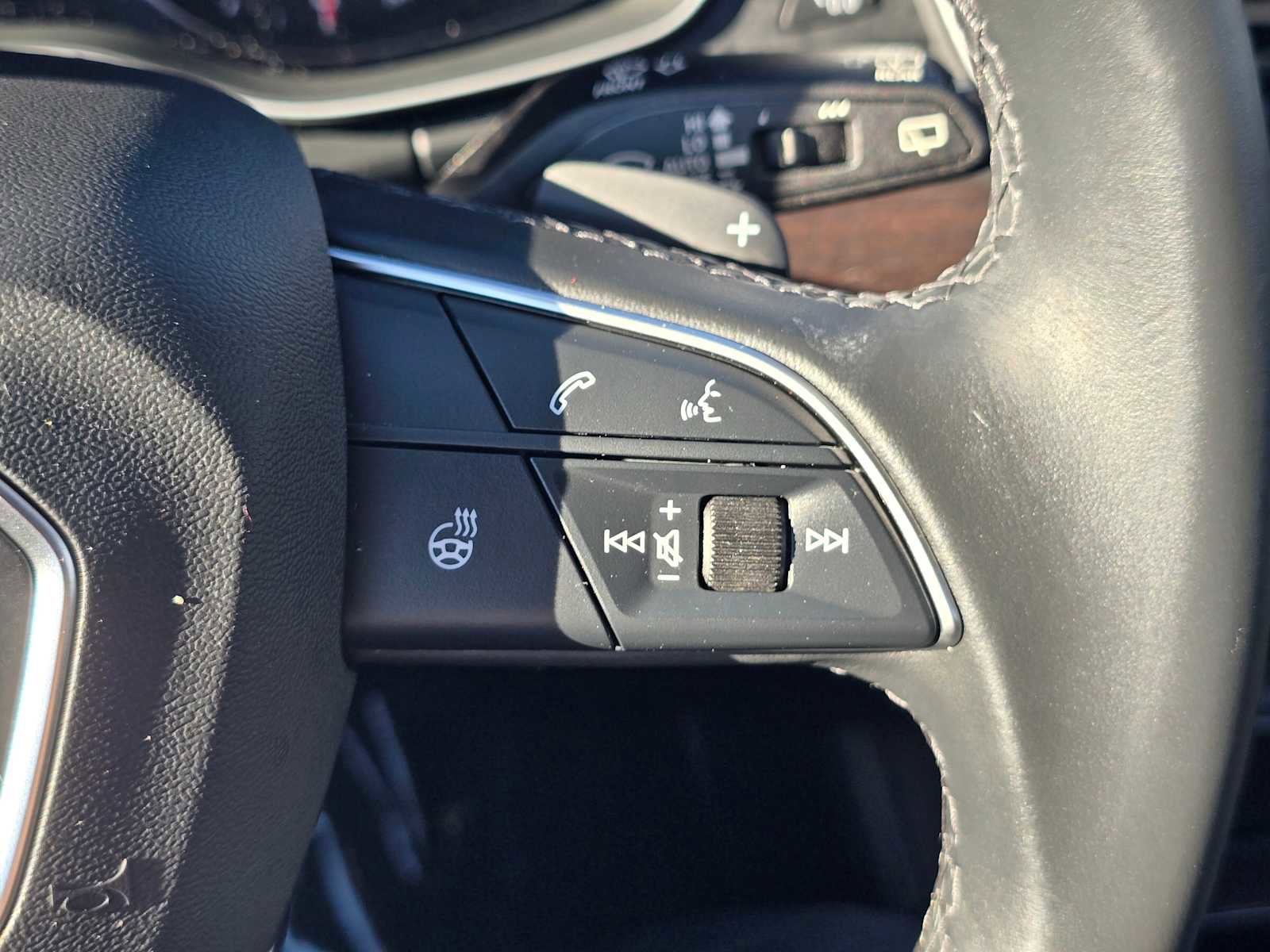 Certified 2025 Audi Q5 2.0T Premium image 34