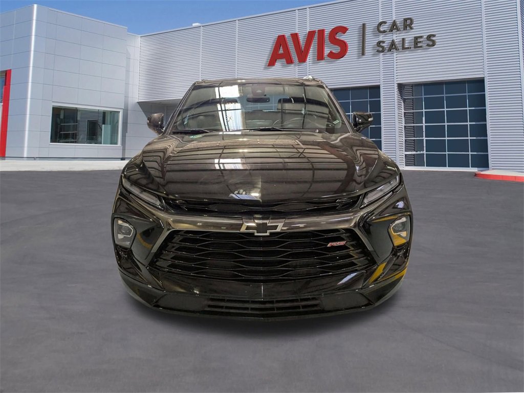 Used 2025 Chevrolet Blazer RS image 2