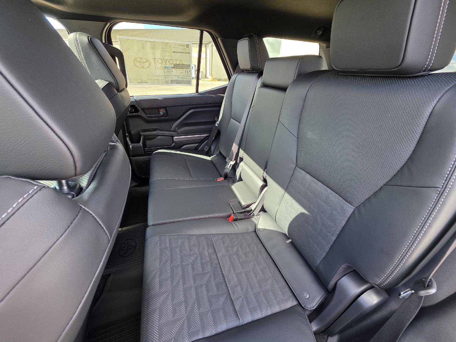 New 2025 Toyota 4Runner TRD Off-Road Premium image 13