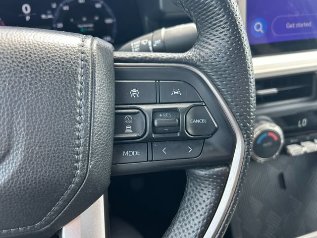 Used 2024 Toyota Tacoma TRD Off-Road AWD/4WD image 30